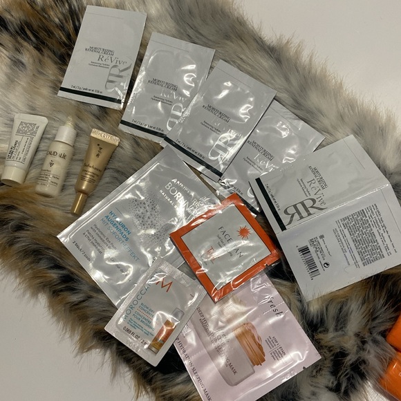 Amazing cosmetics bundle - Picture 5 of 5